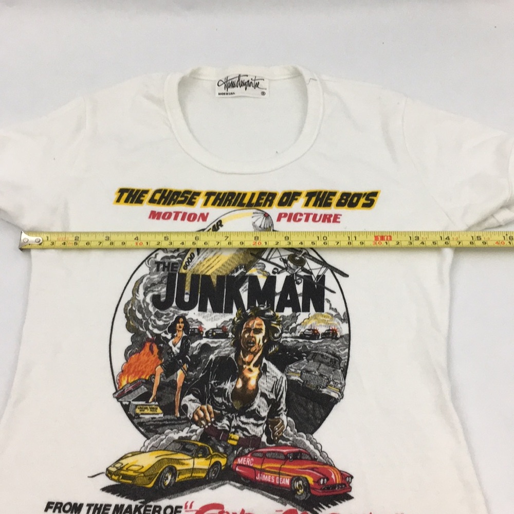 Hanes designers tee the chase Thriller of the 80’s - Picture 2 of 5
